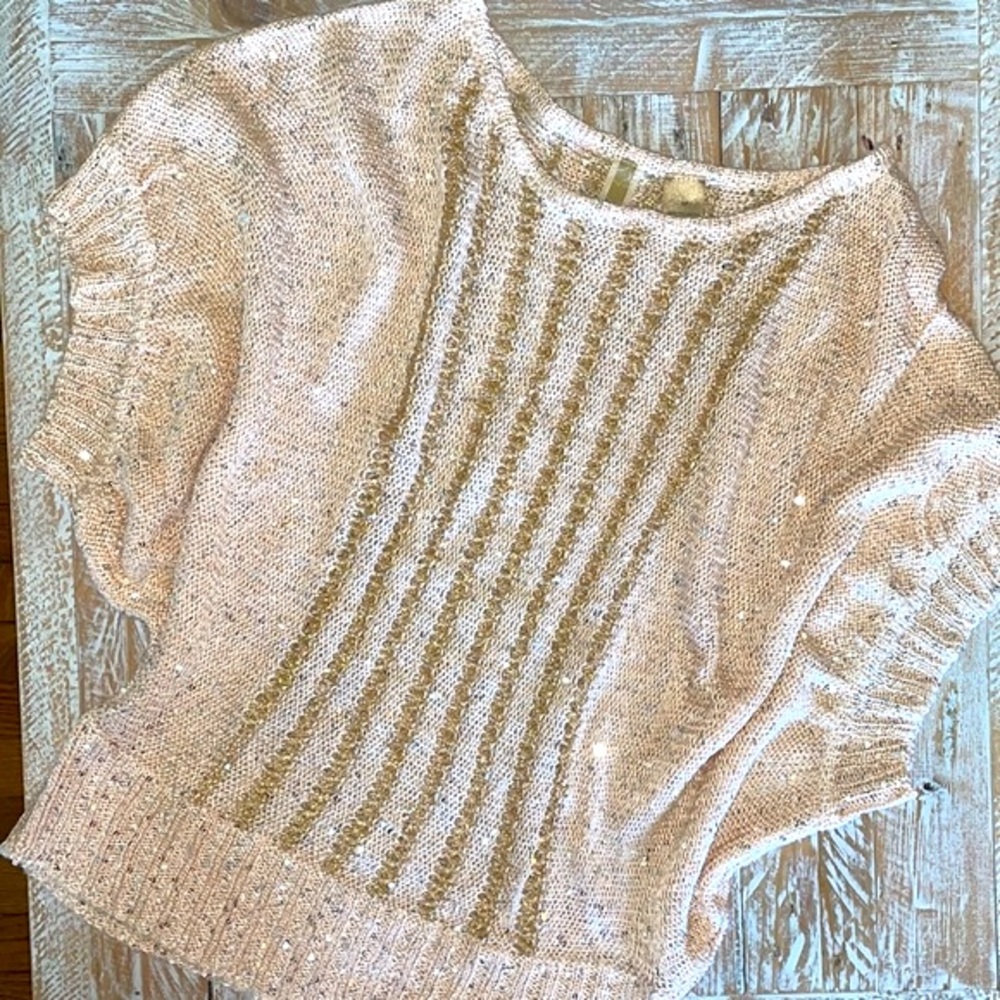 ✨BKE Gorgeous Gold Sweater✨~med